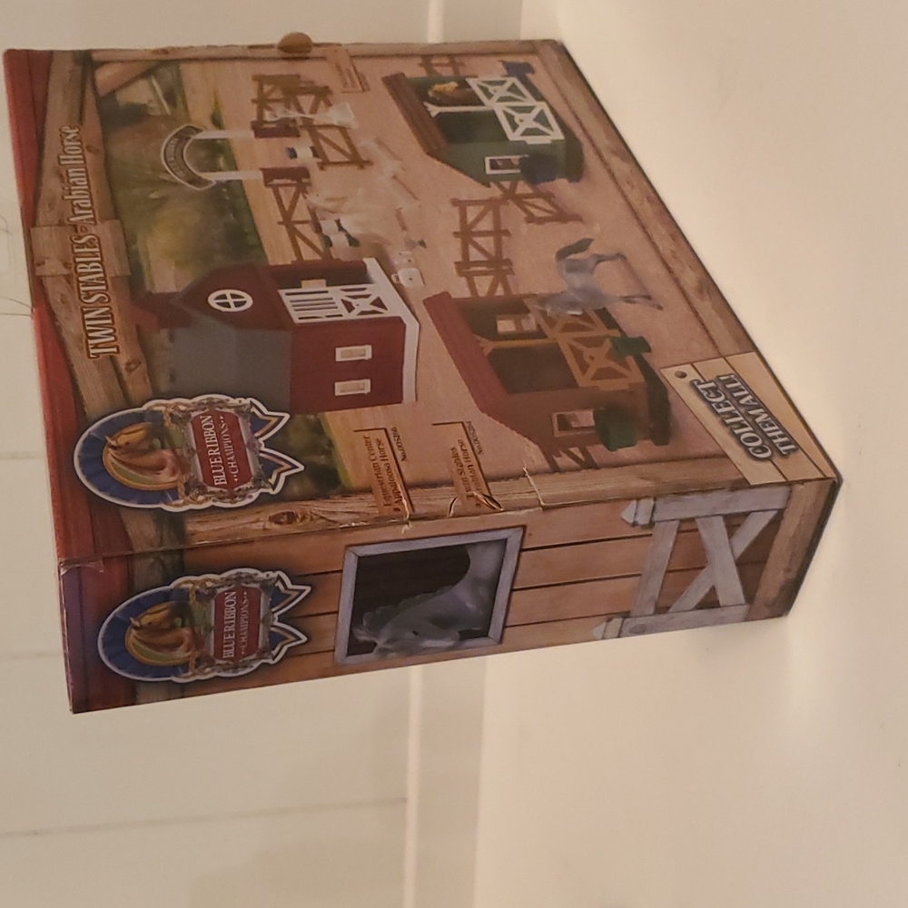 Toy - Picture 3 of 5